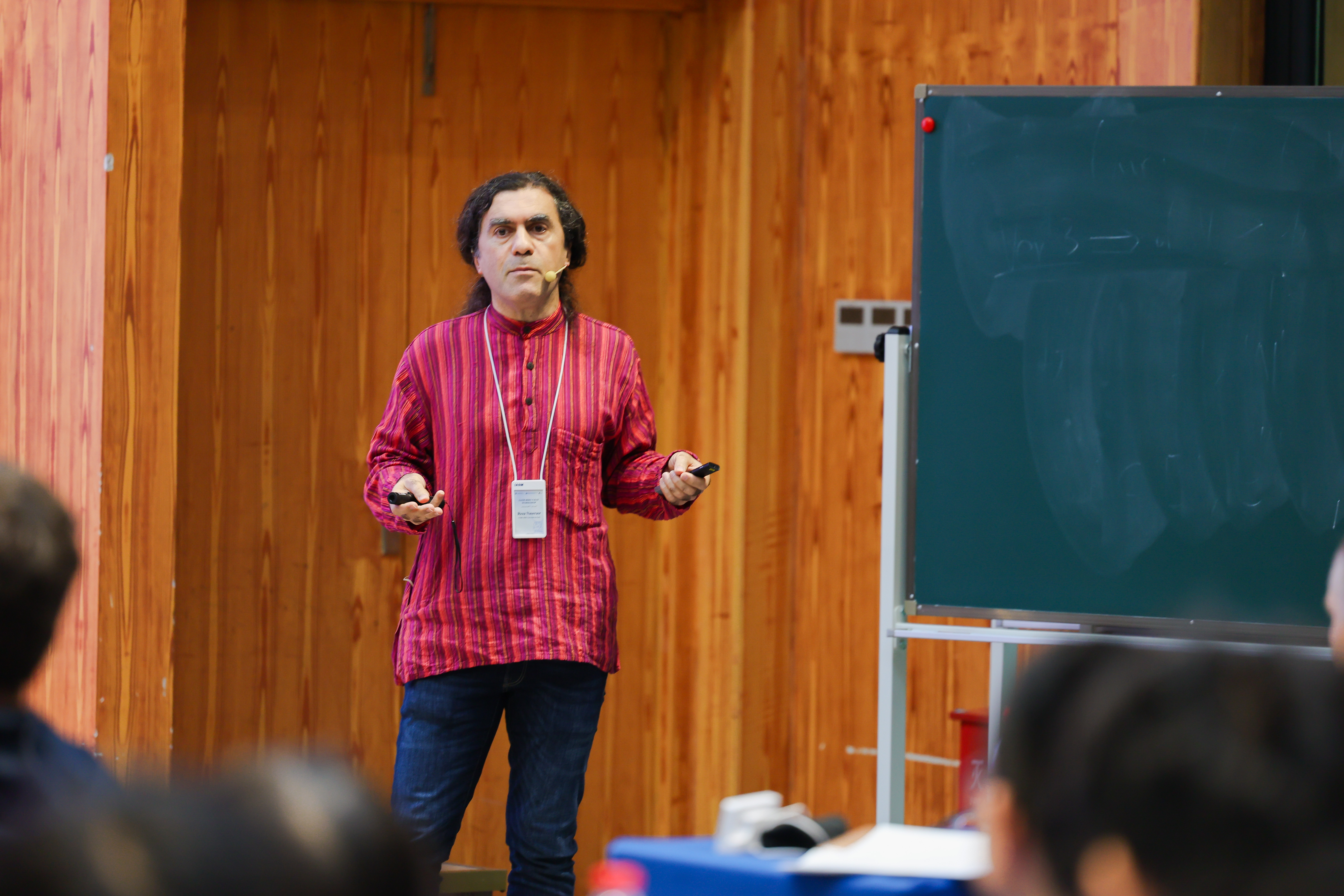 Reza Naserasr